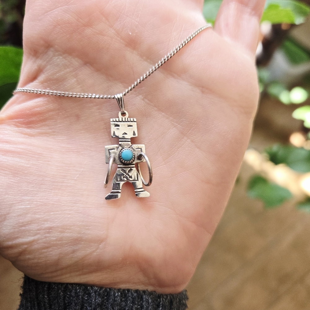 Vintage 925 Sterling Silver Navajo Native American Turquoise Tribal Man Necklace - Picture 9 of 15